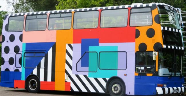 How the multi-coloured double decker bus at Cherwell School would look.