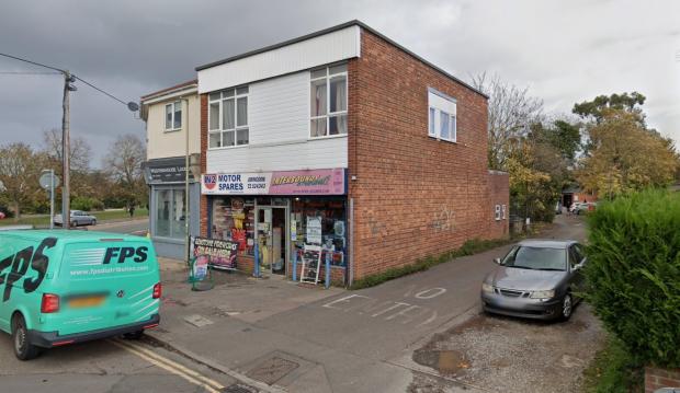 Herald Series: 65 St Johns Road Abingdon could become a Fireaway
