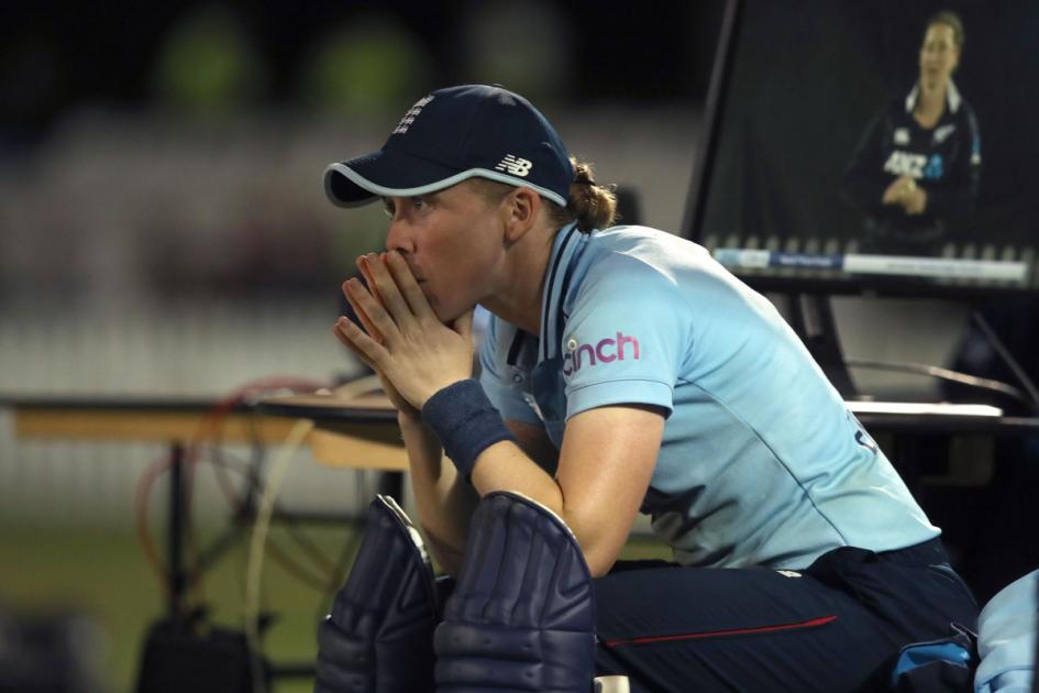 Heather Knight doubtful for rest of Commonwealth Games as England in semi-finals