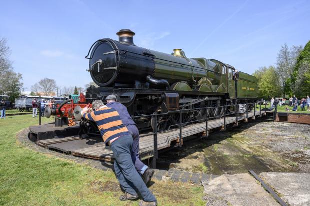 Herald Series: Crew moving the turntable (Picture credit: Frank Dumbleton)