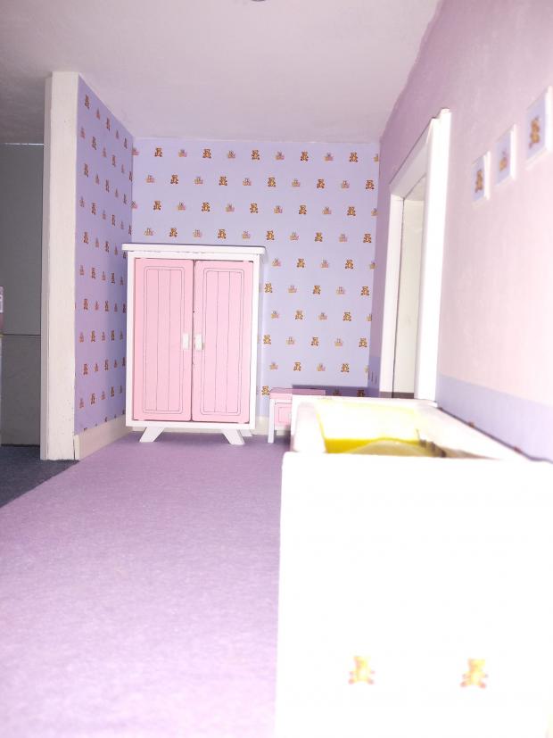 Herald Series: The pink bedroom