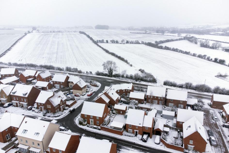 Snowstorms to hit UK after coldest night of the year at -16C