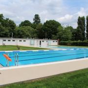 Abbey Meadow outdoor pool, which is owned by the Vale of White Horse District Council, will open again on July 25 for six weeks.