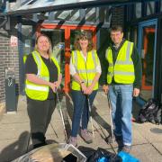 CLEAN: Chelsey Lordan – Officer at Didcot Town Council (organiser of litter pick), Fiona Smart – Volunteer and David Rouane – Didcot Town Councillor and Leader of South Oxfordshire District Council