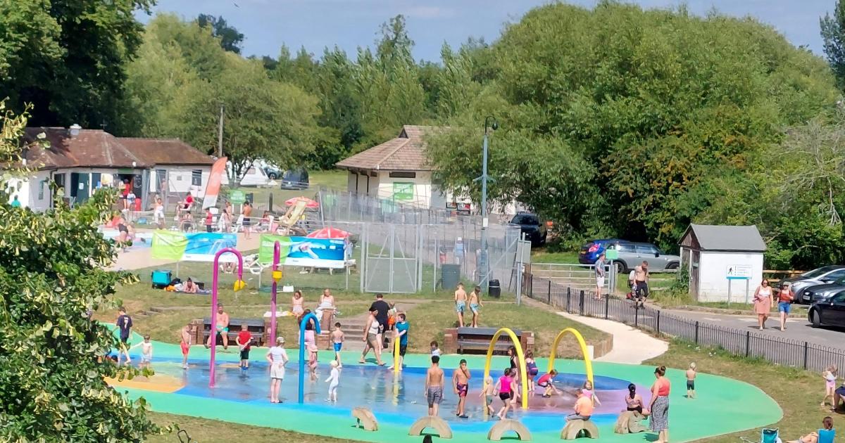 Children 'left bleeding' after visit to splash park during heatwave